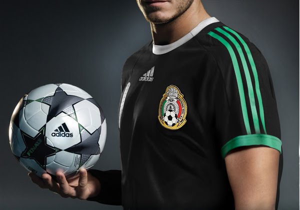 México volvería a usar jersey negra