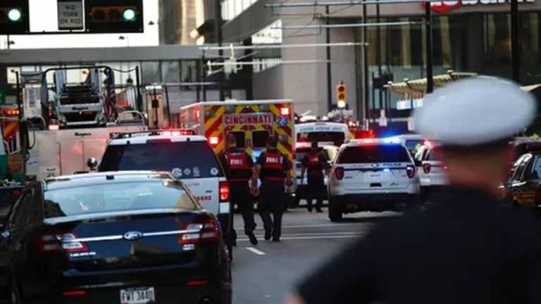 Varios muertos en tiroteo en banco de Cincinnati