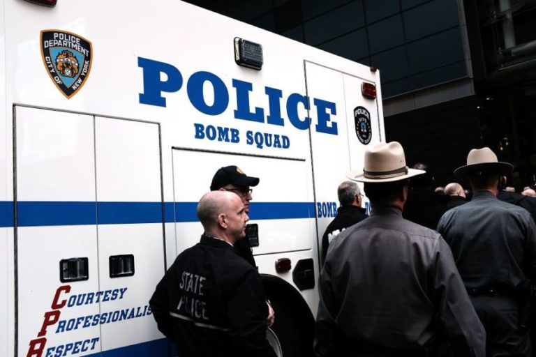 Paquetes bomba enviados a demócratas salieron desde Florida