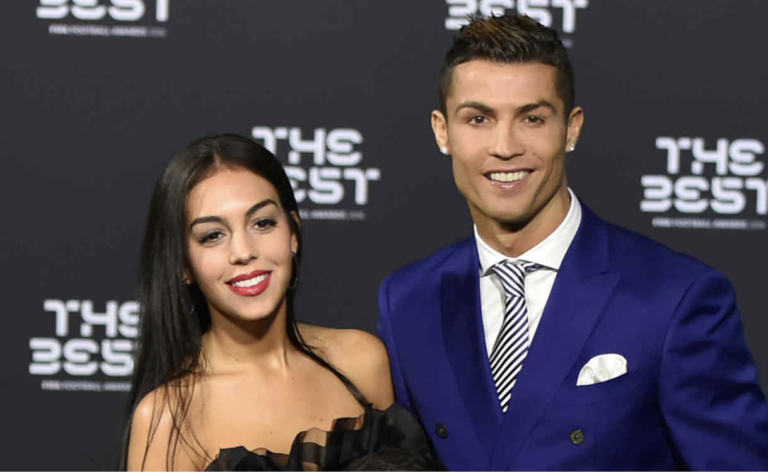 Georgina sale a defender a CR7