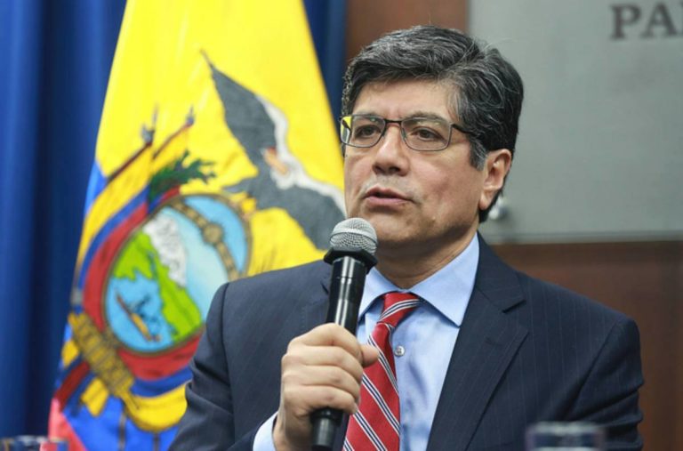 Ecuatorianos entrarán a México sin VISA