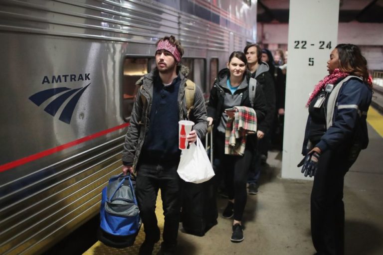Terrible pesadilla vivieron pasajeros del Amtrak en Nueva York