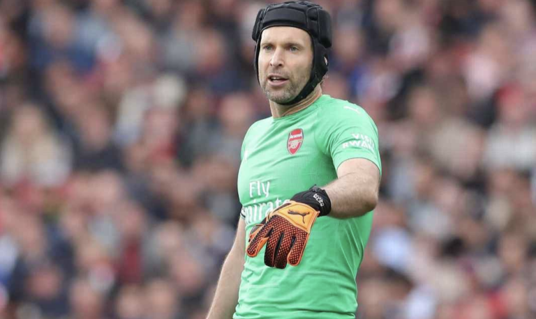 Cech, anuncia su retiro al final de la temporada