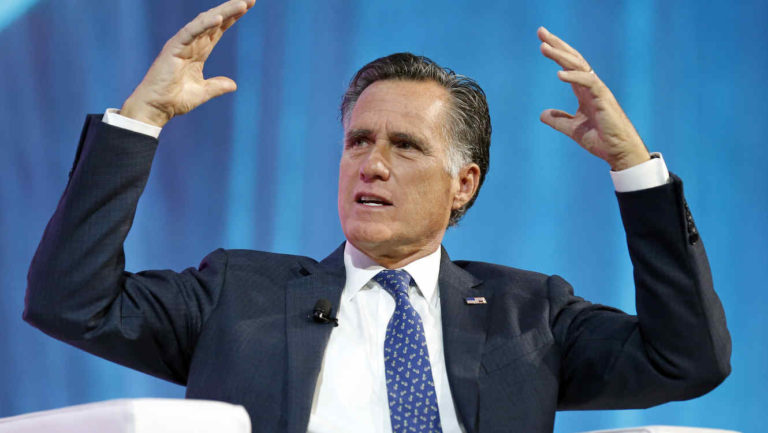Trump responde a las duras críticas de Romney