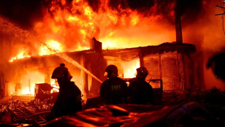 70 personas murieron tras voraz incendio