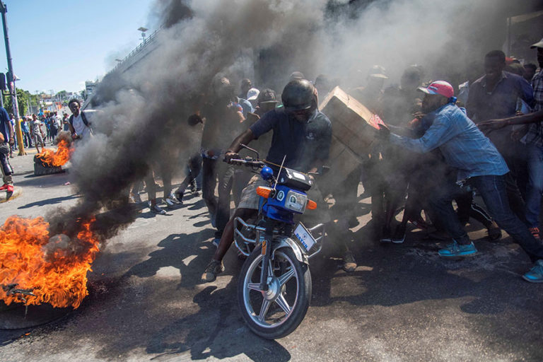 Quinto día de protestas en Haití contra el gobierno