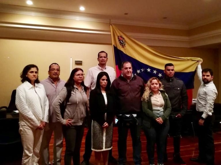 Diplomáticos de Guaidó asumen el control en Costa Rica