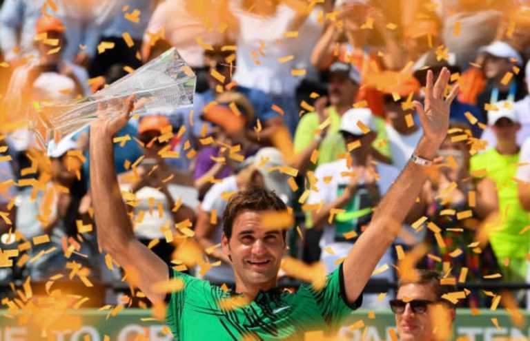 Miami Open: Federer tiene en la mira récord de Agassi