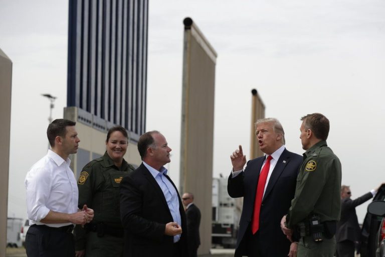 EEUU busca la locación para el nuevo muro