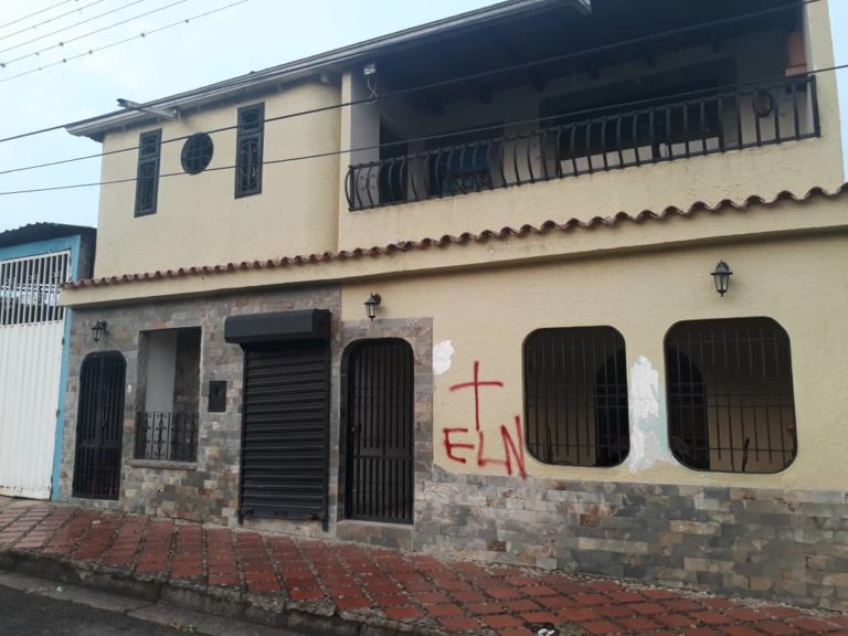En Venezuela, marcan viviendas con iniciales del ELN