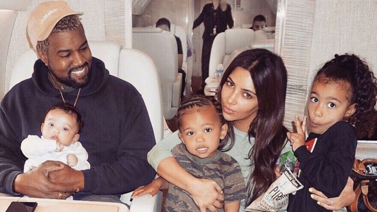 Hijo de Kim Kardashian es llevado al hospital por reacción alérgica