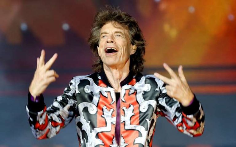 Mick Jagger se recupera de una operación del corazón