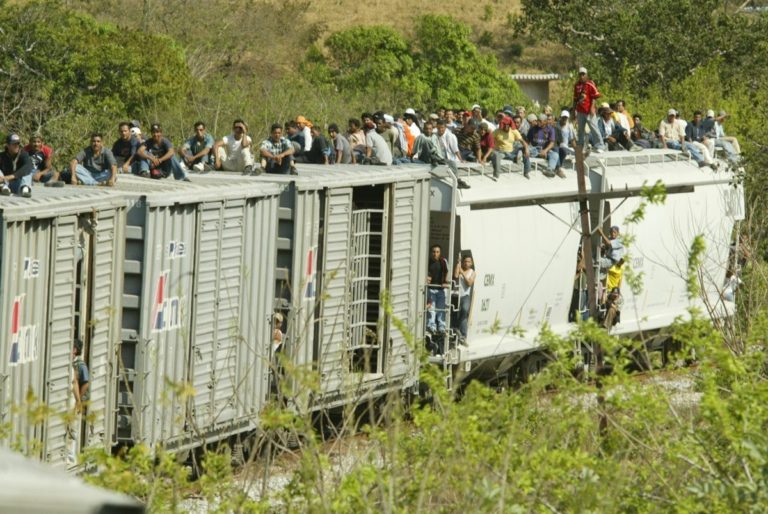 Guatemala desarticula red de tráfico de migrantes