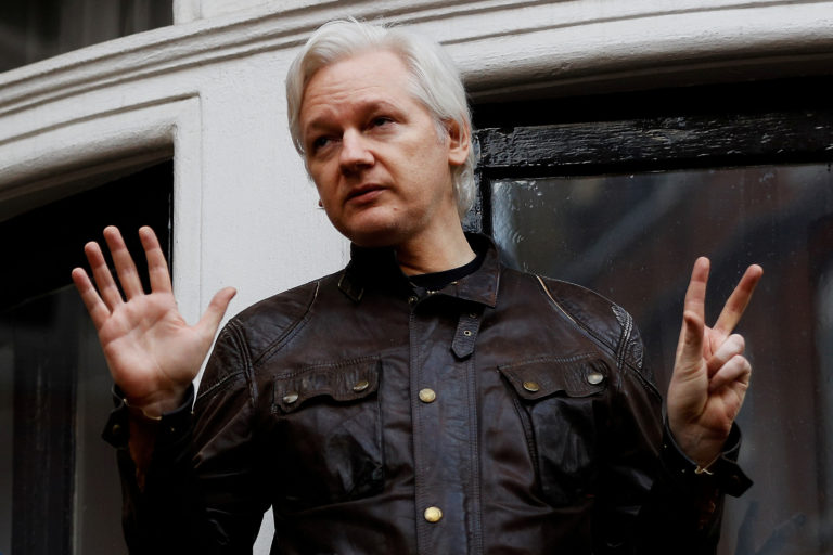 Suecia reabrirá investigación contra Julian Assange
