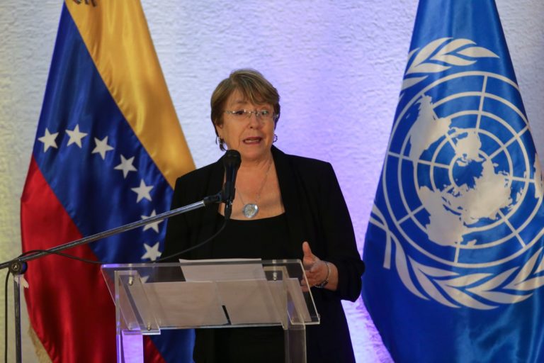 Bachelet dejó Venezuela, dolida por crisis en ese país