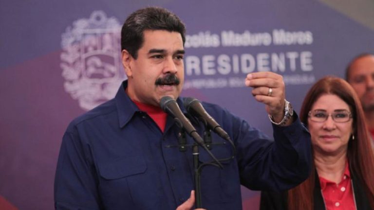 Dictadura de Maduro deja libres a tres presos políticos