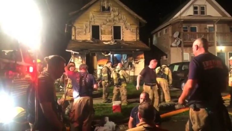 Cinco niños muertos durante incendio en Pensilvania