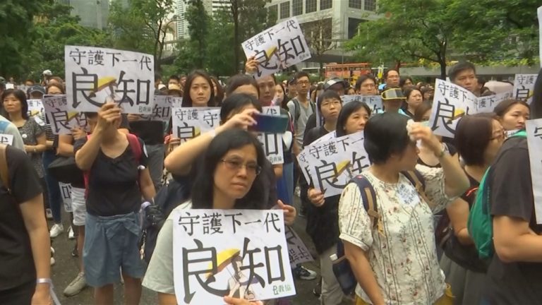 Hong Kong: Miles manifestaron de forma pacífica