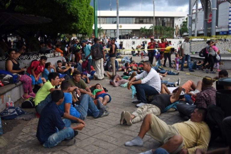 En México 40mil migrantes esperan asilo de EEUU