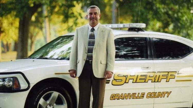 Carolina del Norte: Acusan a Sheriff de incitar homicidio