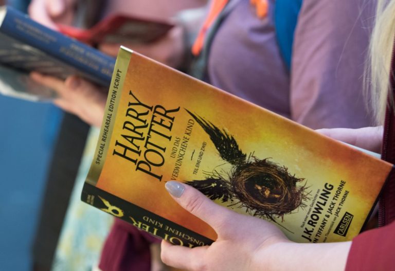 Prohíben libros de Harry Potter en escuela de EEUU