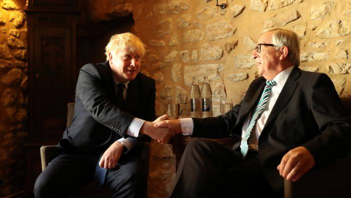 ¿Lograrán un acuerdo Brexit? Johnson y Juncker comerán juntos