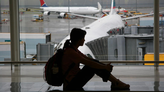 EE.UU: Más de 1,400 vuelos suspendidos por Dorian