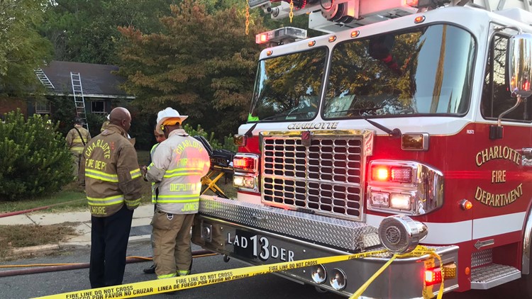 Viernes: Dos incendios dejan muertos en Charlotte