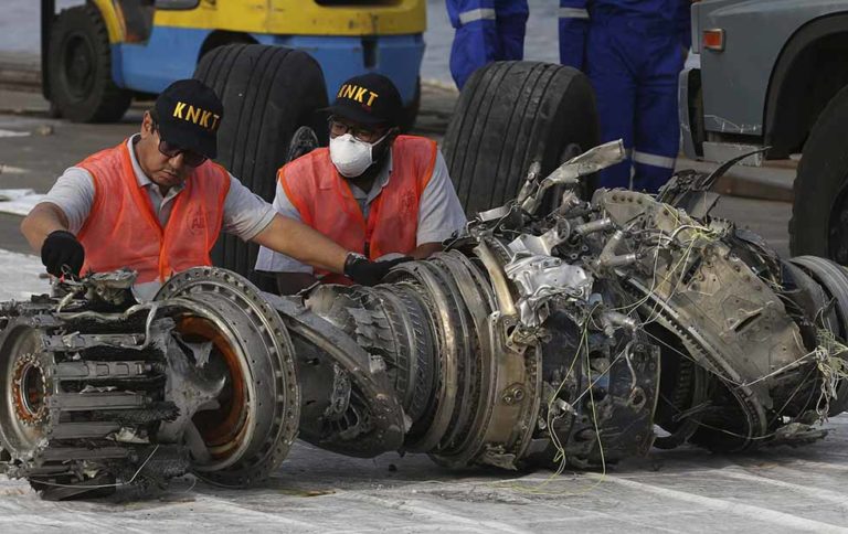 ¡Informe final! Culpan a Boing del accidente de Lion Air