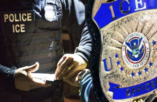 ICE quiso involucrar a la policía de Chicago en arrestos