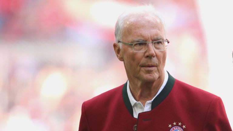 Beckenbauer apoyó Rusia 2018 por millones de euros