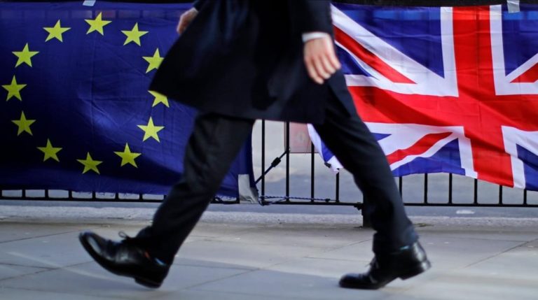 “Brexit”: Londres y Bruselas buscan acuerdo “in extremis”