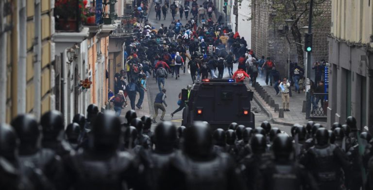 Manifestantes tomaron calles de Quito este sábado