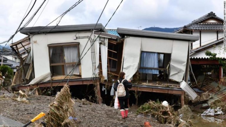 Japón elevó a 74 cifra de muertos por tifón Hagibis