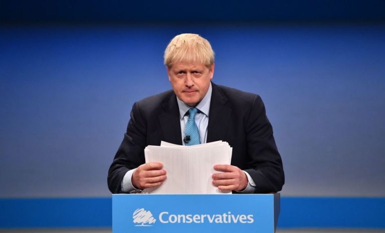 Johnson plantea Brexit sin controles en Irlanda del Norte