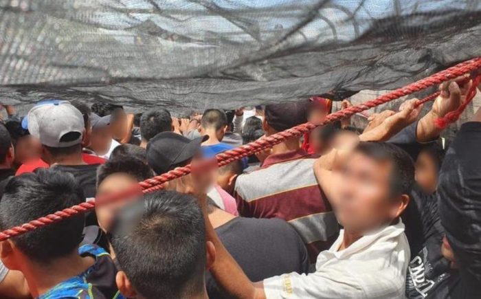 México: Dos camiones transportaban a 243 migrantes