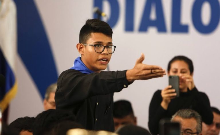 Líder estudiantil que desafió a Ortega regresó a Nicaragua