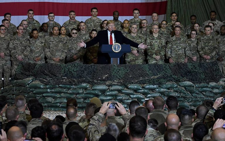 Trump visitó a tropas en Afganistán por Thanksgiving