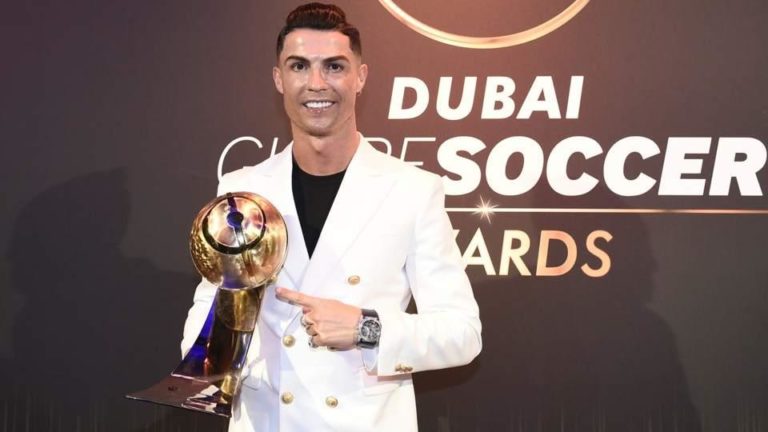 Ronaldo superó a Messi en los Globe Soccer Awards