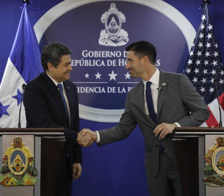 Honduras y Estados Unidos finalizan acuerdo de asilo