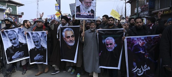 Protestas en Irán tras muerte de líder militar