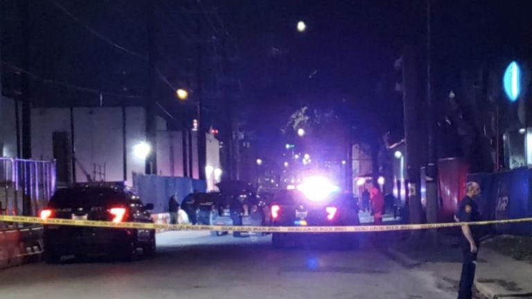 Dos muertos y cinco heridos dejó tiroteo en Texas