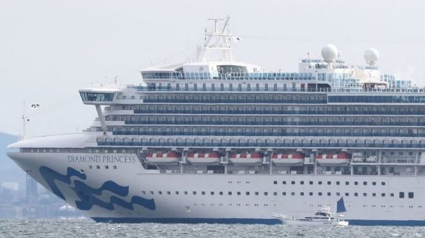 Japón pone crucero en cuarentena por coronavirus