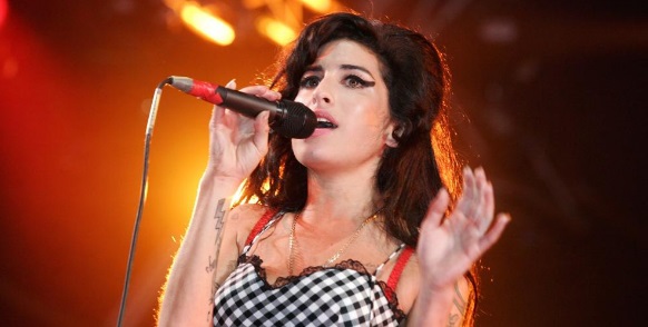 Amy Winehouse honrada con tributo póstumo en Londres