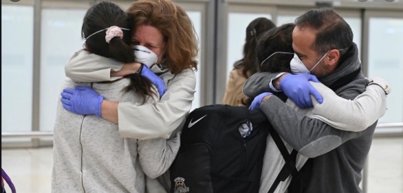 España con nuevo récord de 832 fallecidos