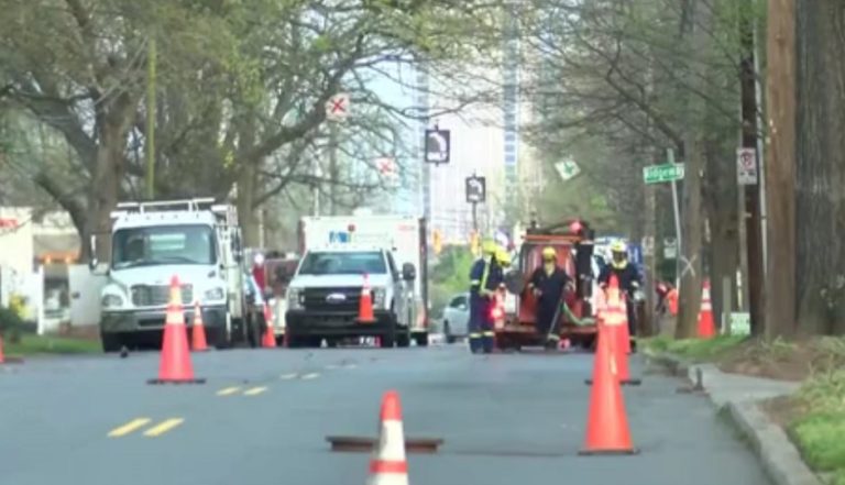 Fuga de gas obligó al cierre de vía en Charlotte