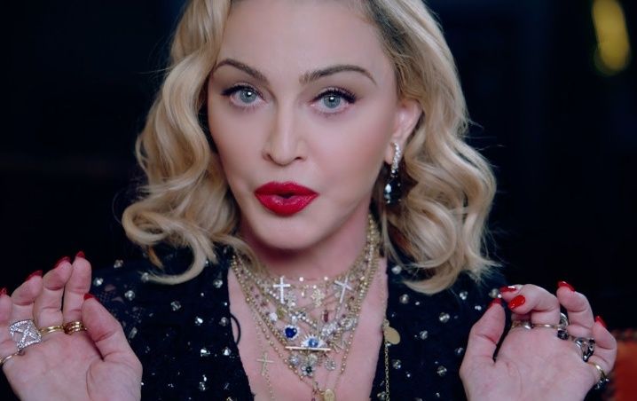 Madonna burla la censura de Instagram