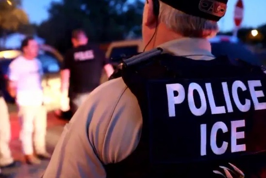 ICE arresta a latino contagiado de COVID-19
