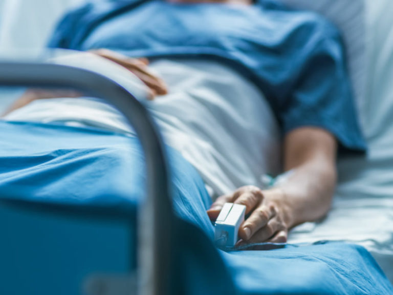 NC registra récord de hospitalizaciones por COVID-19 en un solo día