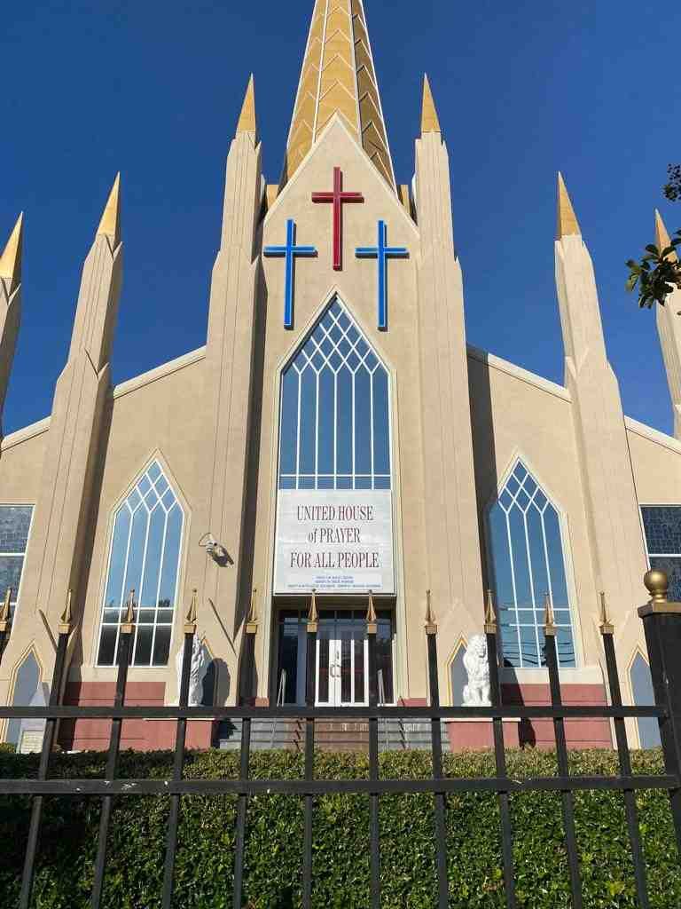Propagación de coronavirus en iglesia de Charlotte deja dos fallecidos